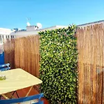L\'Atelier Antibes 2P Centre Parking